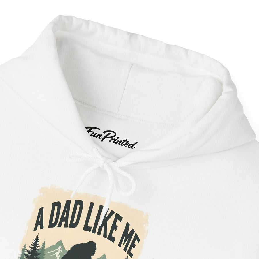 A Dad Like Me Is Hard to Find – Funny Bigfoot Cool Dad Father’s Day Gift Hoodie