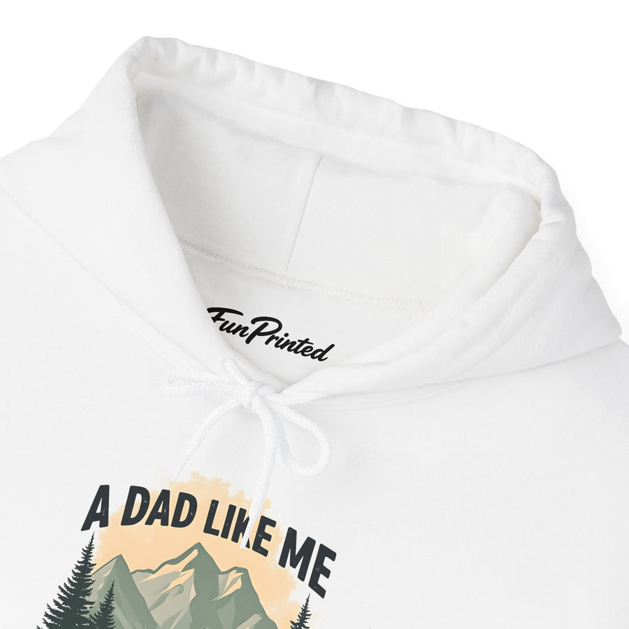 A Dad Like Me Is Hard to Find – Funny Bigfoot Cool Dad Father’s Day Gift Hoodie